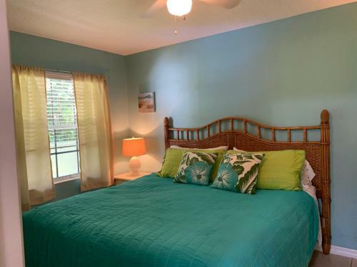 Hotel Coconut Palm Beach Bungalow 2 Bedroom King Bed
