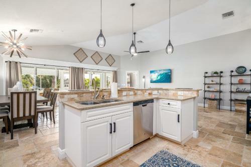 415 Palermo Circle By Coastal Vacation Properties