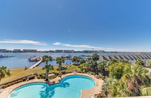 Pirates' Bay Marina II