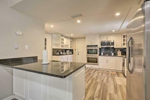 Modern Gainesville Gem About 2 Mi To University!