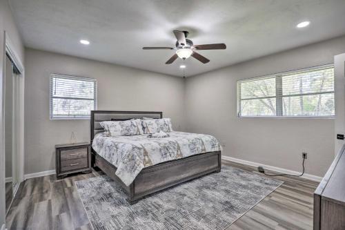 Modern Gainesville Gem About 2 Mi To University!