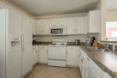 Ceri's Southern Dunes Vacation Home