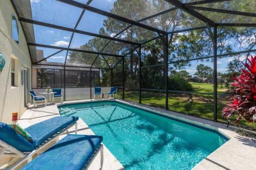South Facing Pool For All Day Sun! Home