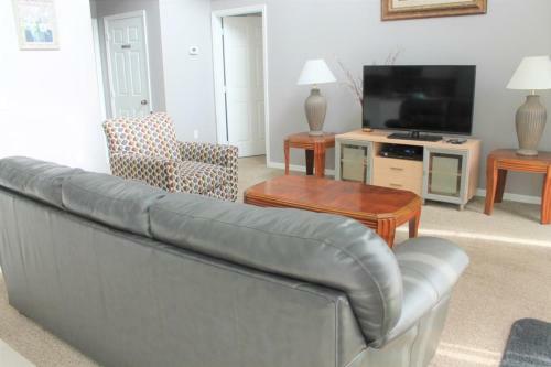 South Facing Pool Spa In Southern Dunes! Home