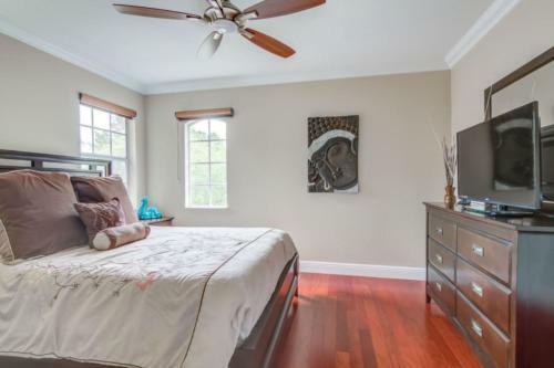 Delightful Southern Dunes Vacation Home