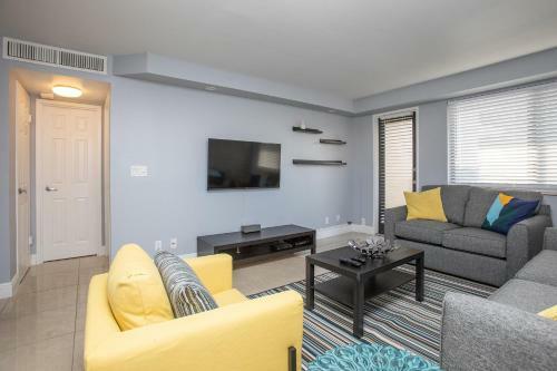 Cozy 1 Bedroom Apartment Close To The Beach