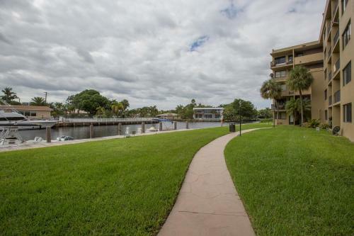 Cozy 1 Bedroom Apartment Close To The Beach
