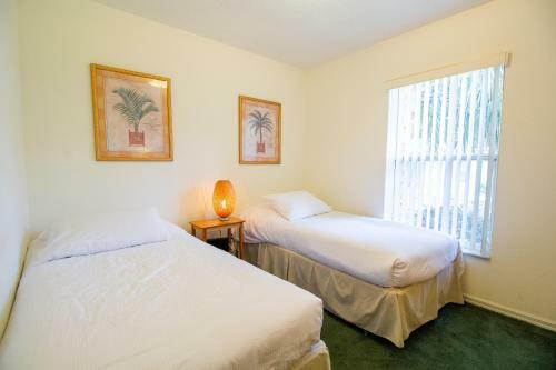 Relax And Enjoy The Sunny Florida In Villa Valk Home