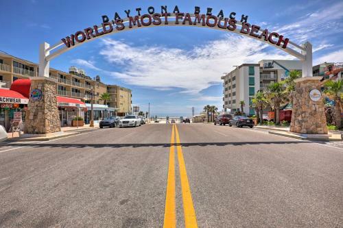 Apartamento Luxurious Daytona Beach Condo With Resort Amenities!