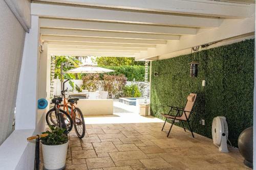 Beach Villa Oasis