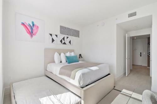Luxurious Hyde Beach House Apartments