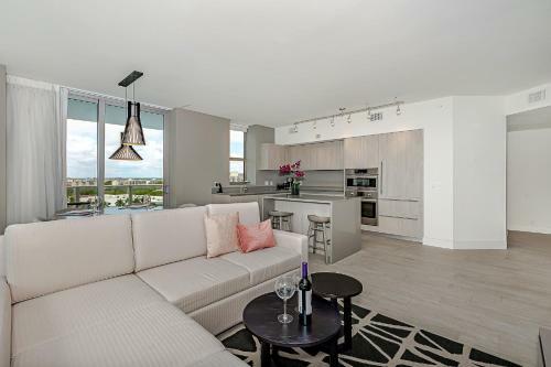Apartamento 5 * Amenities Luxury 3 Br - Front Intercostal View