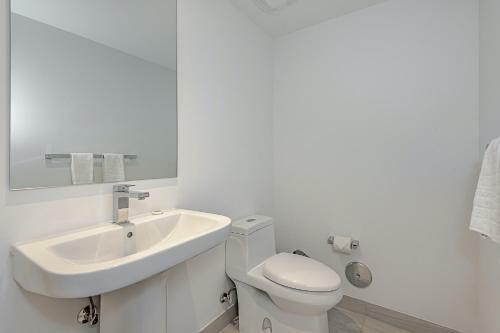 Apartamento 5 * Amenities Luxury 3 Br - Front Intercostal View