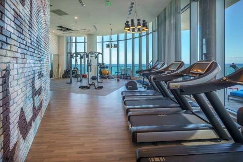 Apartamento Incredible And Spacious Two Bedroom Beach Front!