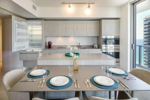 Apartamento Luxurios 2b/2b Condo Beachfront Building
