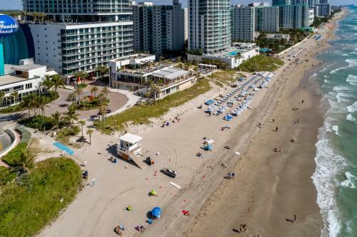 Apartamento Luxurios 2b/2b Condo Beachfront Building