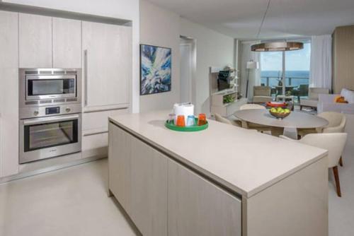 Hyde Beach 2 Bedroom Amazing Apartment