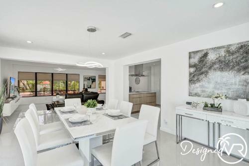 Villa Heated Private Pool 4br Modern Home