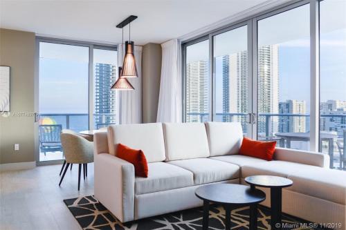 Apartamento Hyde B House 1209