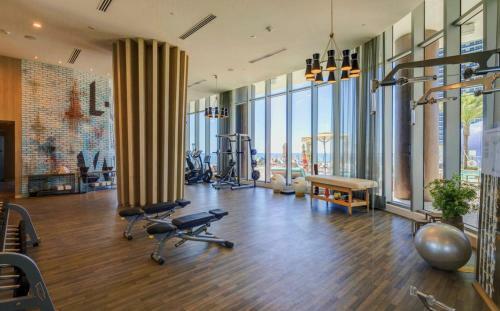 Hyde Beach Resort By Stay Sol