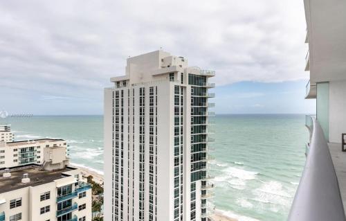 Luxury Amenities - 2 Br Corner Ocean View Balcony