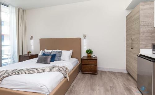 New Beachfront Condo Resort Holly New