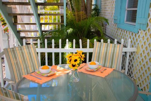 Hotel Cedar Cove Resort & Cottages