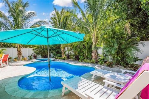 Blue Coconut Bungalow Home