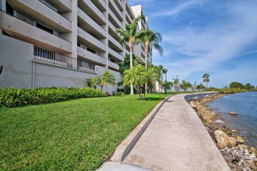 Apartamento Hudson Resort Condo With Gulf Views And Beach!