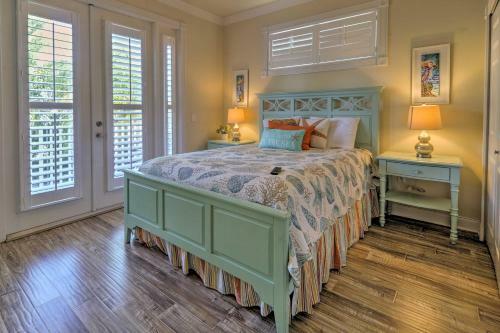 Holmes Beach Family Home With Private Pool And 3 Decks!