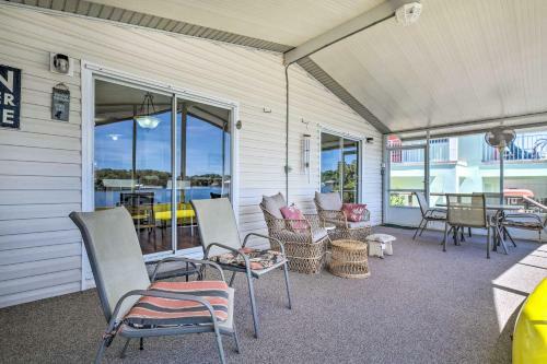 Anglers Getaway Riverfront Home With Boat Dock