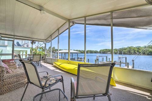 Anglers Getaway Riverfront Home With Boat Dock