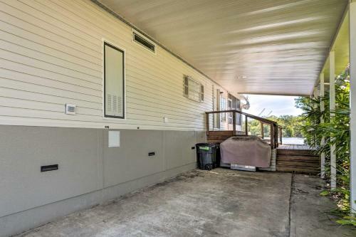Anglers Getaway Riverfront Home With Boat Dock