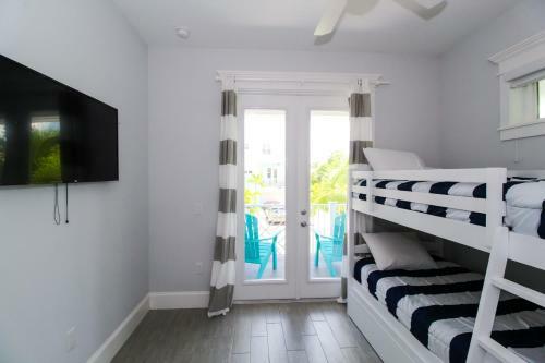 Day Break Bungalow By Ami Locals