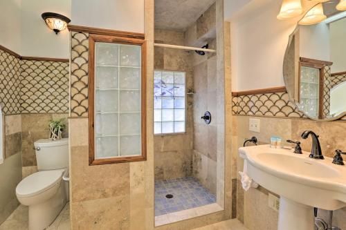 Refurbished 5,000 Sq Ft Home With Coast Views And Pool