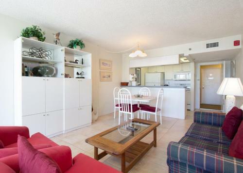 Condo 211