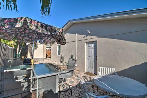 Jensen Beach Home With Patio And Beach Access!