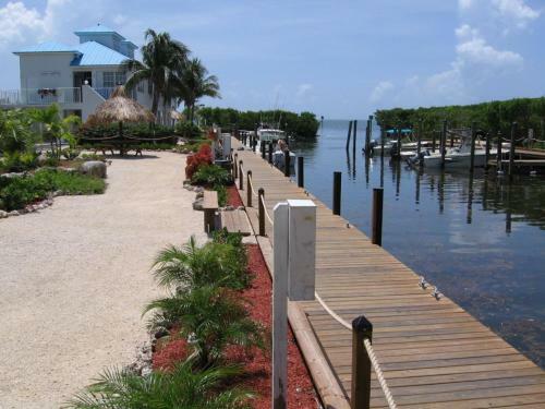 Licensed Mgr - Brand New Luxurious Oceanfront Condo! Bar And Beach Resort!