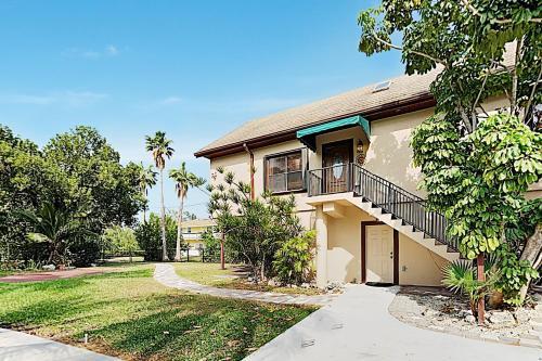 New Listing! Waterside Haven With Gourmet Kitchen Home