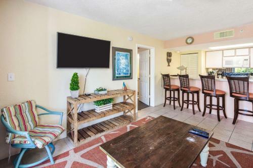 Grand Cayman Suite