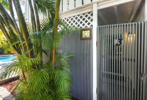 Apartamento Papa's Hideaway #3 - For Whom The Bell Tolls