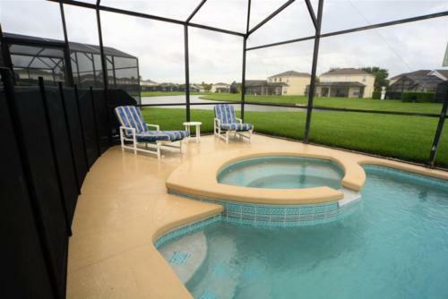 Luxury 7 Bedroom 5.5 Bath In Cumbrian Lake Resort