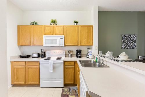Comfortable Vacation Townhouse With Balcony Lb0967