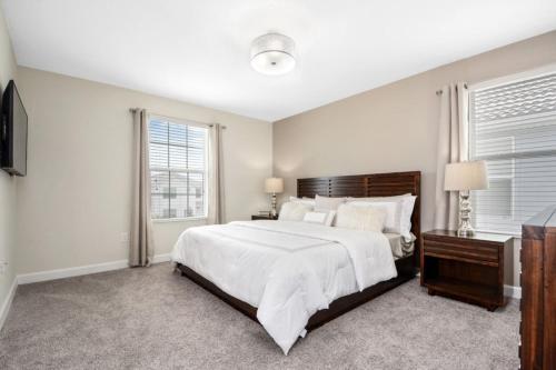 Contemporary D�cor Single Home With Private Pool Sl4773