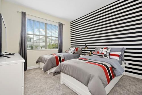 Contemporary D�cor Single Home With Private Pool Sl4773