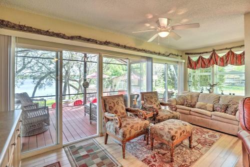Lake Hutchinson Home - Bbq And Firepit!