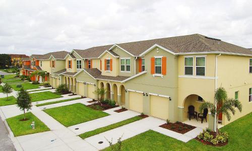 Four Bedrooms Townhome 5117