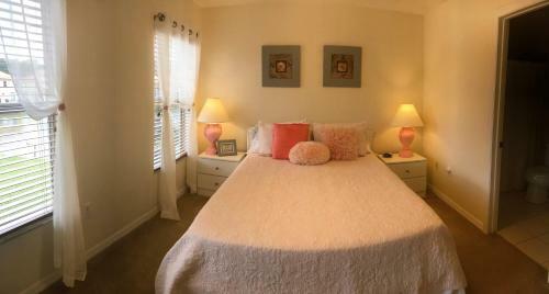Paradise Cay Near Disney