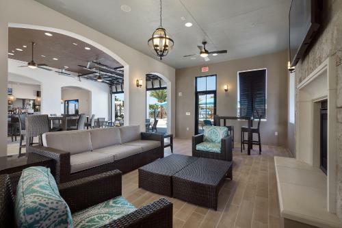 Windsor-5 Bed Townhouse W/splashpool-3811ww