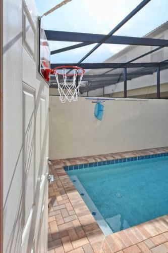 Windsor-5 Bed Townhouse W/splashpool-3811ww